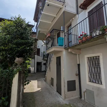 Casa Nicolo Vista Ferienhaus Stresa