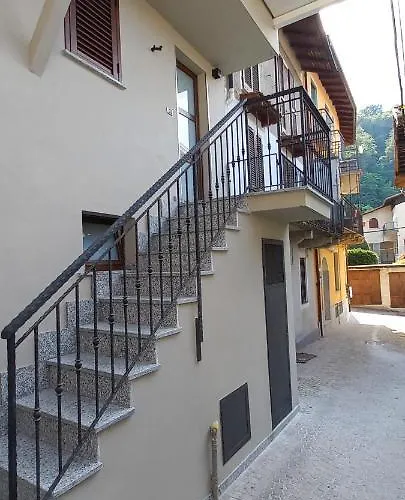 Semesterbostad Casa Nicolo Vista Stresa